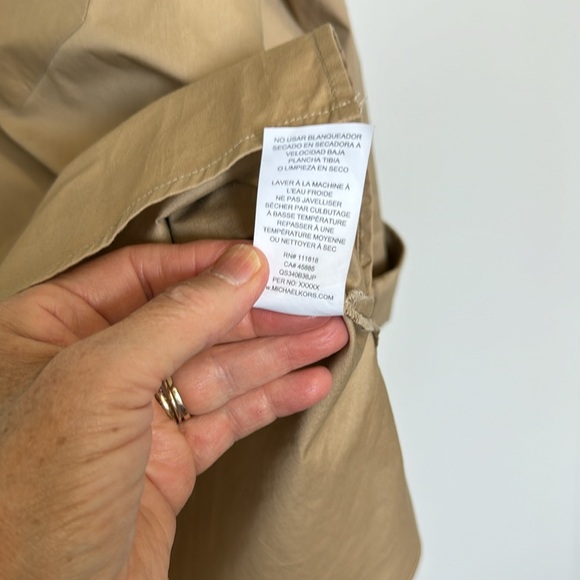 Michael Kors size small top. - Picture 8 of 9